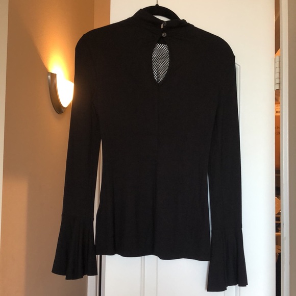 NWOT Venus Chain & Mesh Detail Top - Picture 3 of 5